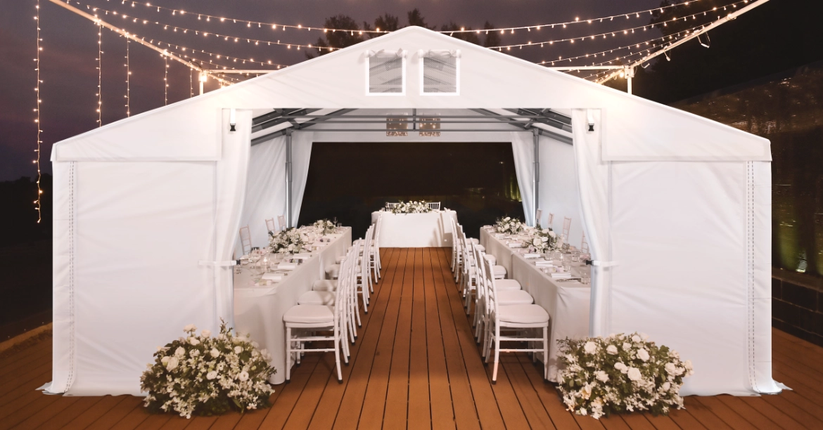 /photos/application/description/tents-de-restauration1.webp